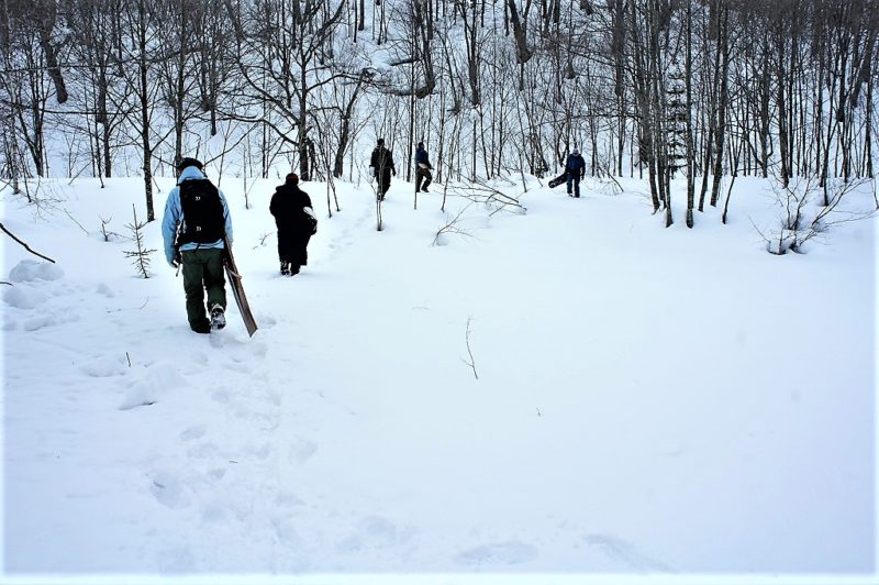 BASIS-冬旅-雪板トレック体験