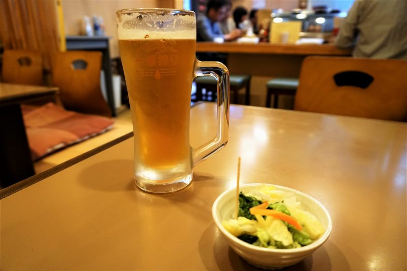 鳥銀平岸店 の ビール と お通し