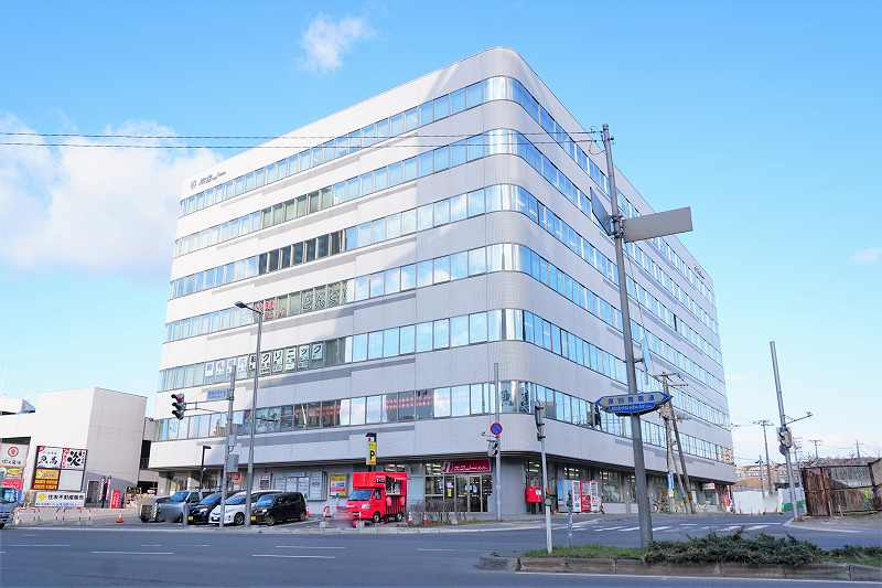 ホクノー新札幌ビルの外観