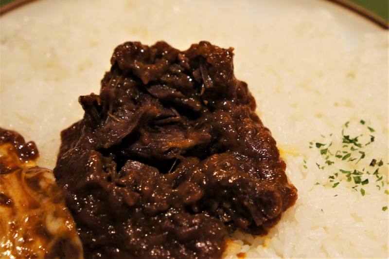 クロックのビーフチーズカレーの牛肉