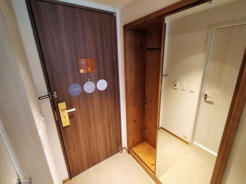ザノット札幌のスタンダードツインルームの入口