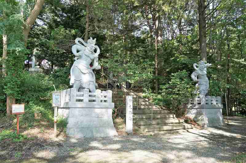 「栗山寺」の入口