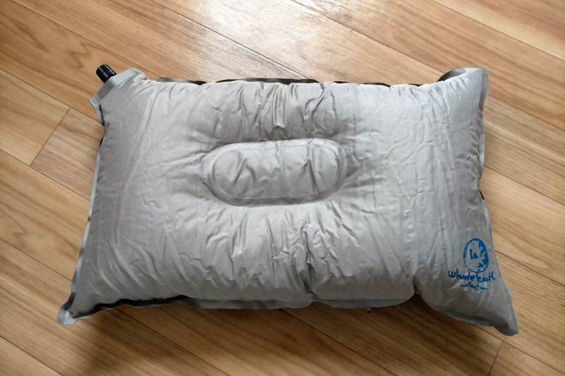 ホールアースのエアー式枕