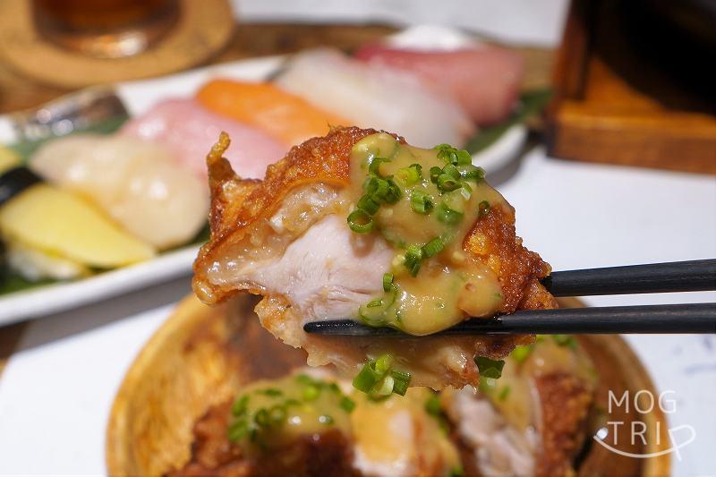 「寿司・中国料理 福禄寿」辛味噌ザンギの断面