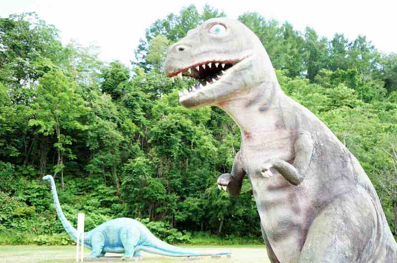 みかさ遊園キャンプ場の恐竜模型
