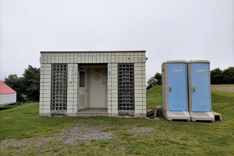 きじひき高原キャンプ場のトイレ