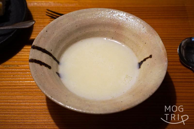函館「欧風料理 紫ぜん」じゃがいものスープ